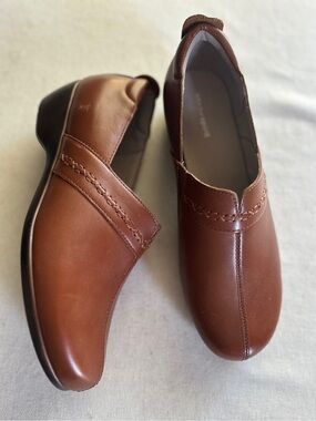 Easy Spirit Dolores Brown Leather Slip-On Loafers | 10W